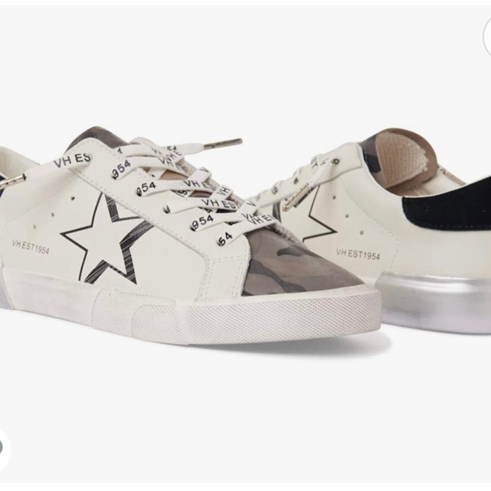 Size 10 Vintage Havana Camo Kicks